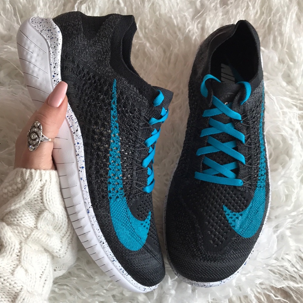 NWT Custom Nike ID Free Rn Flyknit - Picture 2 of 7